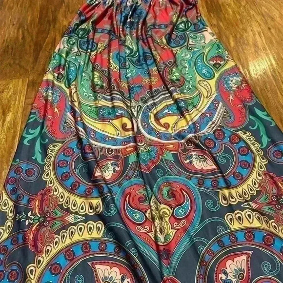 Flying Tomato Women’s Size S Halter Maxi Dress - Picture 3 of 9